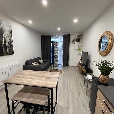 Apartmán Le Mendes Évron Exteriér fotografie