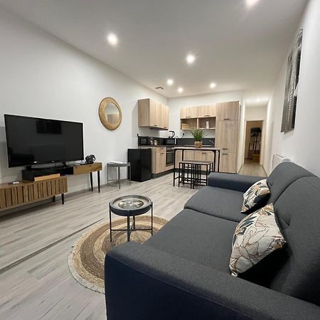 Apartmán Le Mendes Évron Exteriér fotografie